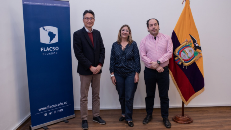 Equipo del Centro de Estudios Comparados de Corea participa en Seminario internacional del Centro Asia FLACSO de Ecuador