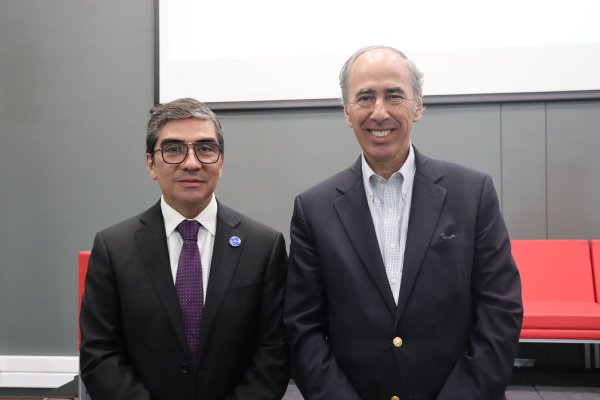 Vicerrector Regional, Jaime E. Alonso y Presidente de la CPC, Ricardo Mewes