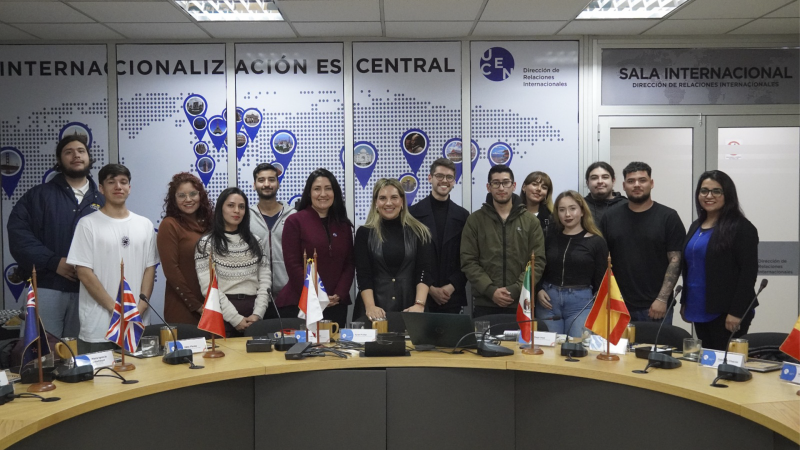 Dirección de Relaciones Internacionales realiza encuentro con representantes de Centros de Estudiantes de la Universidad Central de Chile