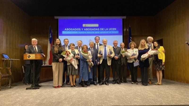 Egresados de Derecho se reunieron en II Encuentro de Abogados/as Centralinos/as