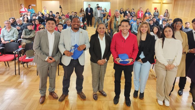 Estudiantes de Administración Pública realizan debate que reúne a candidatos a Gobernador en segunda vuelta en Coquimbo